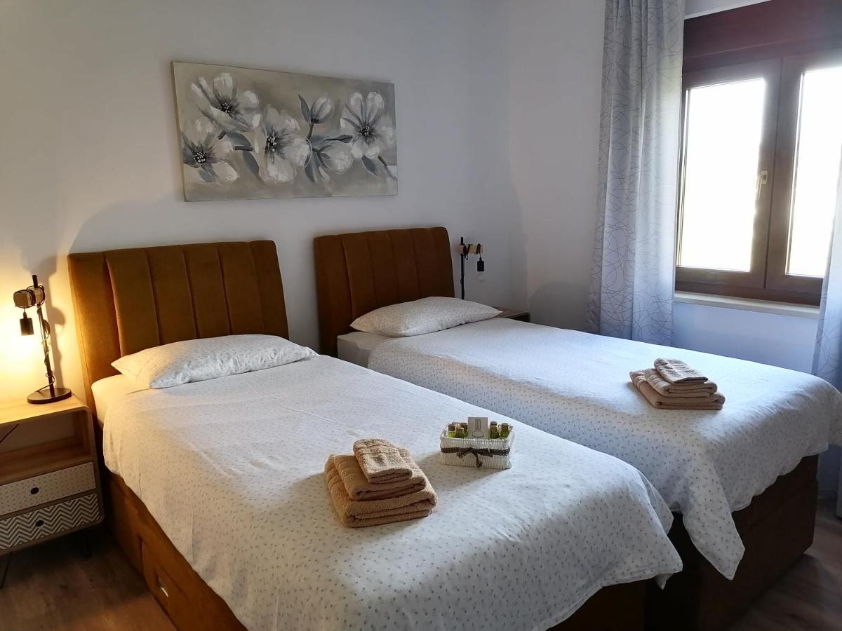 Apartment Grbin Pula Exterior foto